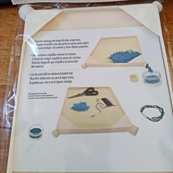 Introducing a new Bead Tray with Mat Insert -2 pcs - Picture 3 of 6